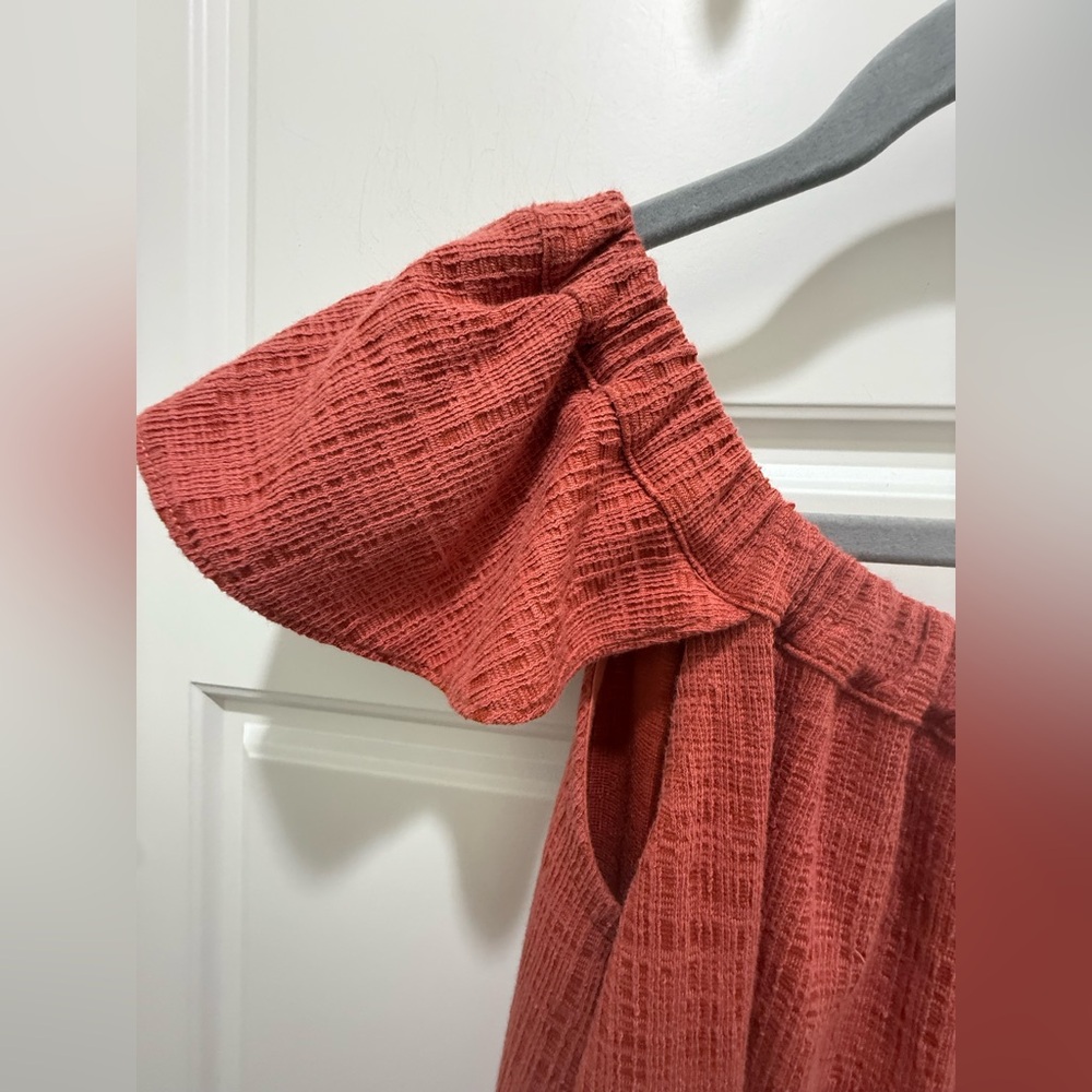 Madewell. Texture & Thread, Off-Shoulder, Rust Button Front Mini Dress. Small - Picture 9 of 11